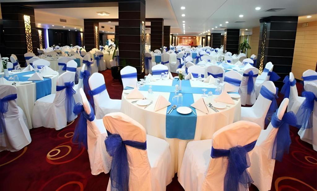 Dhaka Regency Hotel & Resort Eksteriør billede
