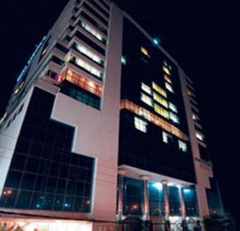 Dhaka Regency Hotel & Resort Eksteriør billede